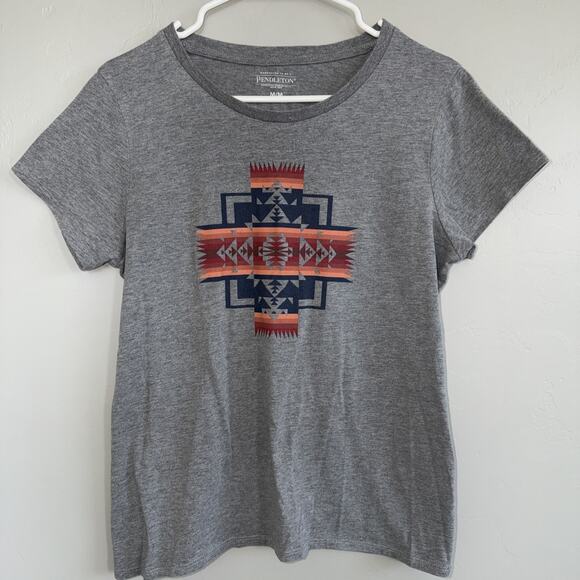 Pendleton Tops - Pendleton Woman’s Geometric Graphic Print Tee Size Medium Gray 100% Cotton SS